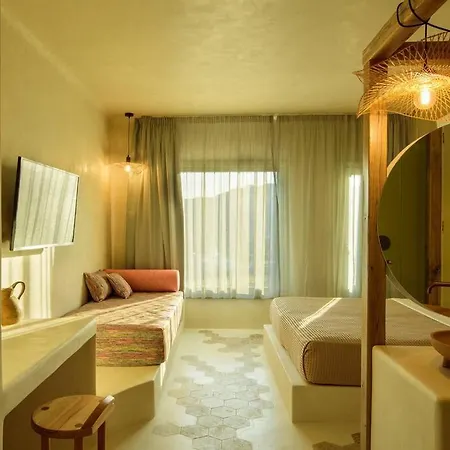 Myconian Mythodea Luxury *