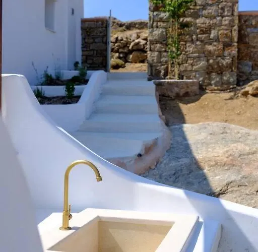 Myconian Mythodea Luxury Villa