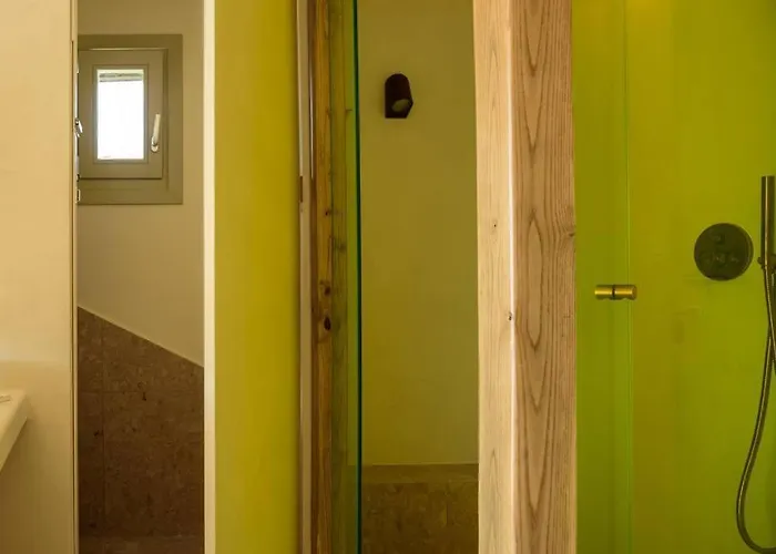 Myconian Mythodea Luxury